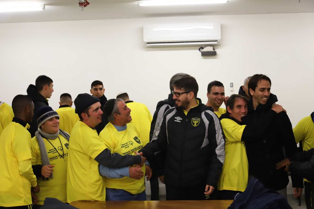 ספיישל אולימפיקס עם משה חוגג ויוסי בניון