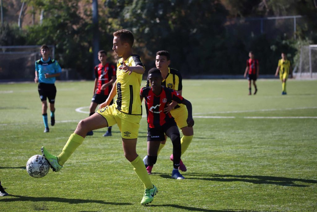 קבוצת נערים ג'