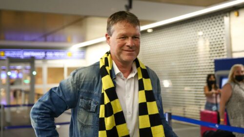 ארווין קומאן נחת בישראל: "מצפה לתחילת העבודה בבית״ר"