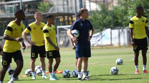 קומאן מתכונן למכבי פ״ת: "יכולים לשחק כדורגל טוב יותר. הגולים יגיעו"