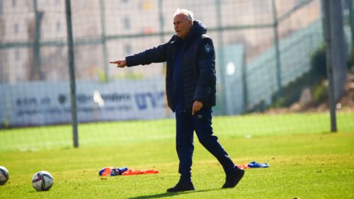 יוסי מזרחי: "לא מרימים ידיים. יכולים להוציא נקודות בק״ש"