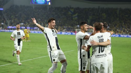 השש יתברך: בית"ר הביסה את מכבי ת"א 6:2 בבלומפילד